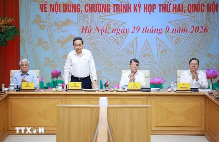 Thủ tướng Lê Minh Hưng và Chủ tịch Quốc hội Trần Thanh Mẫn đồng chủ trì Hội nghị Ban Thường vụ Đảng ủy Chính phủ và Ban Thường vụ Đảng ủy Quốc hội. (Ảnh: Dương Giang/TTXVN)