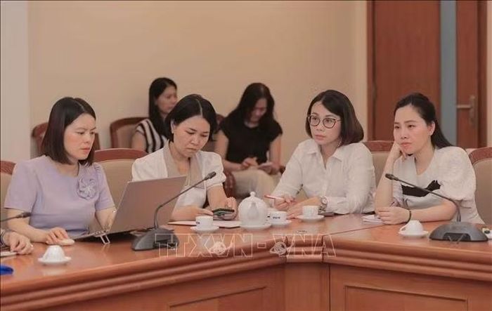 Lãnh đạo, cán bộ phụ trách tài chính và kế toán của các đơn vị thuộc Thông tấn xã tham dự buổi tập huấn.