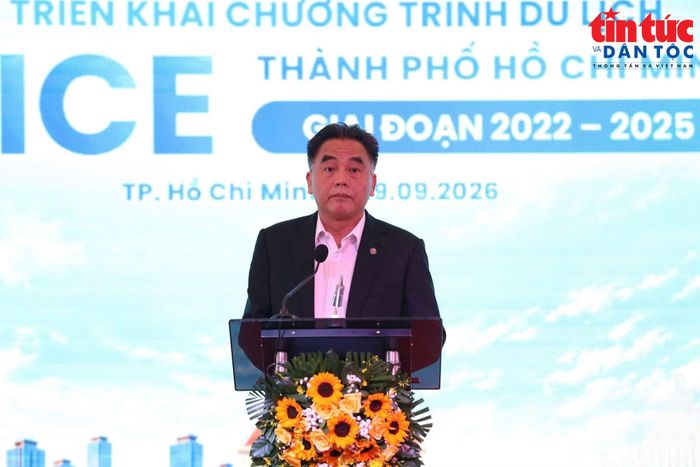 Ông Nguyễn Lộc Hà, Phó Chủ tịch Thường trực UBND TP Hồ Chí Minh phát biểu tại hội nghị chiều 29/09.