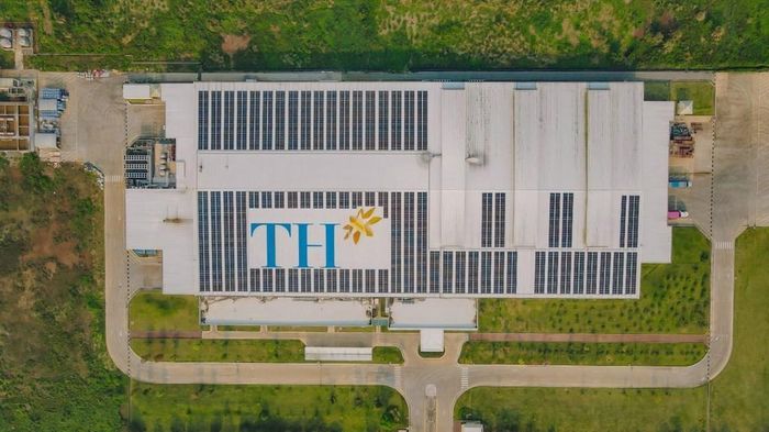 Điện mặt trời trên mái nhà máy Nước tinh khiết, thảo dược và hoa quả Núi Tiên.