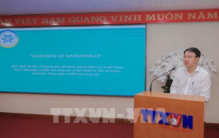 Ông Trần Như Hiền, Phó Vụ trưởng Vụ Kế hoạch - Tài chính (Bộ Khoa học và Công nghệ) phát biểu. Ảnh: Phan Phương – TTXVN