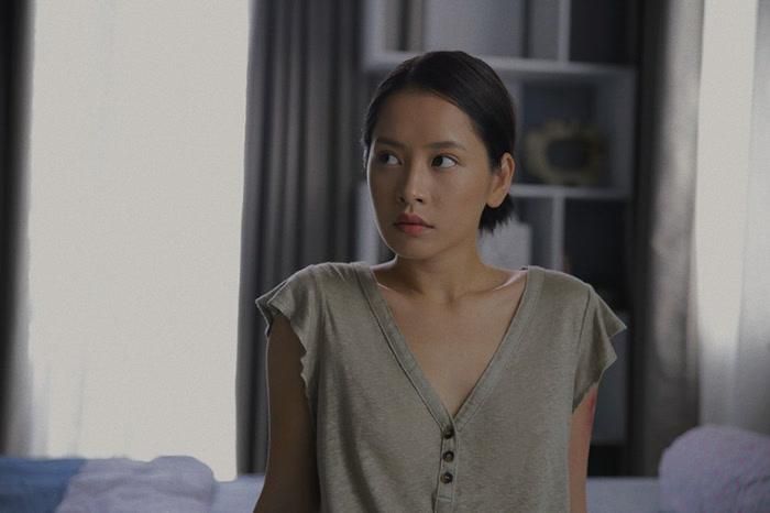Chi Pu trong vai Bảo Nhi trong Chị Chị Em Em năm 2019. 