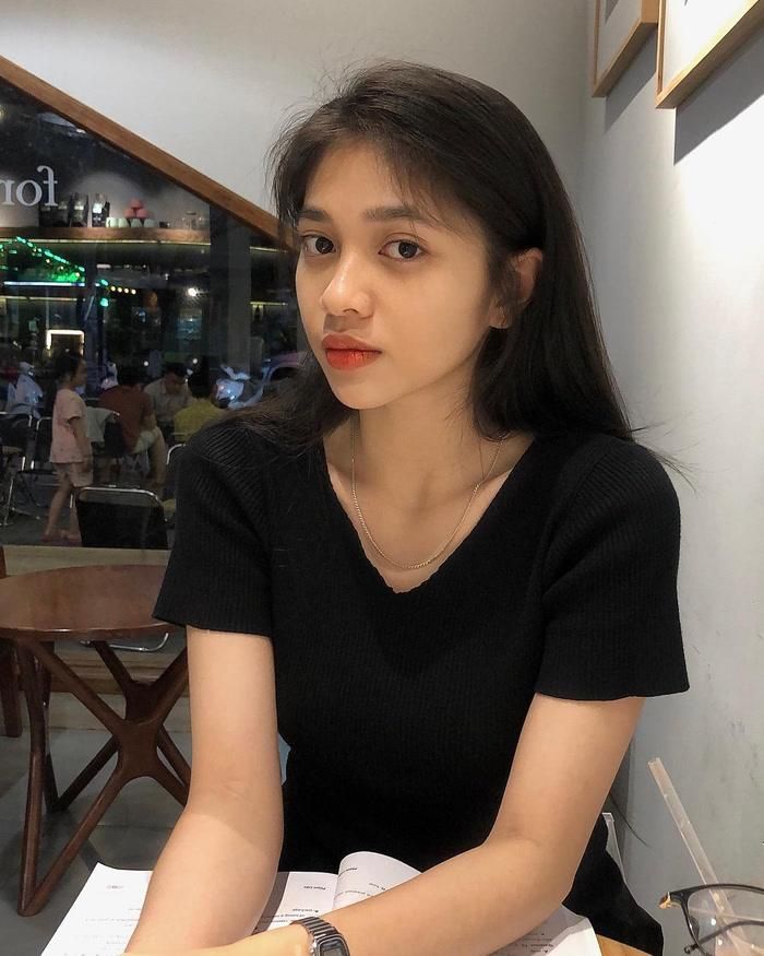 Câu nói vừa đính chính vừa mang màu sắc hài hước của Minh Kiên nhanh chóng khiến người hâm mộ bật cười.