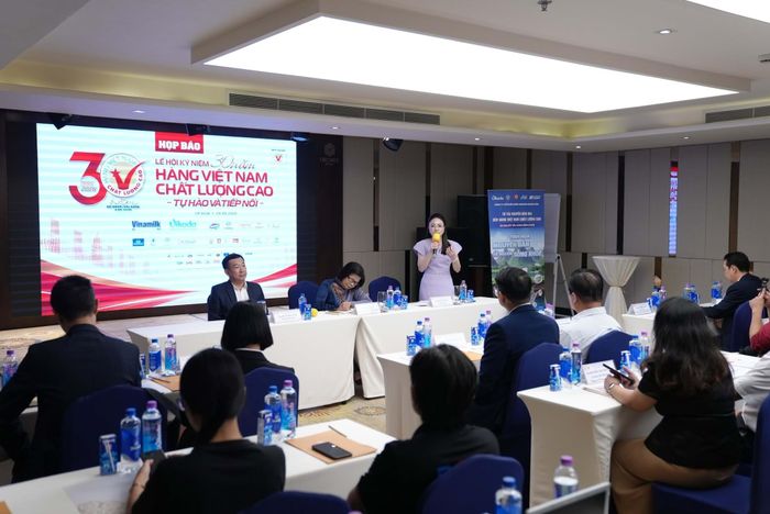 Quang cảnh cuộc họp báo. Ảnh: BTC