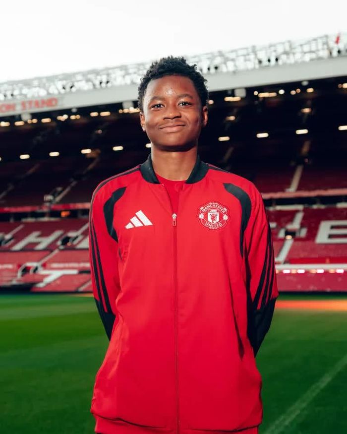 Manchester United đã hoàn tất việc ký hợp đồng với Issac Konde sau khi anh rời Liverpool. (Nguồn: MAN UTD)