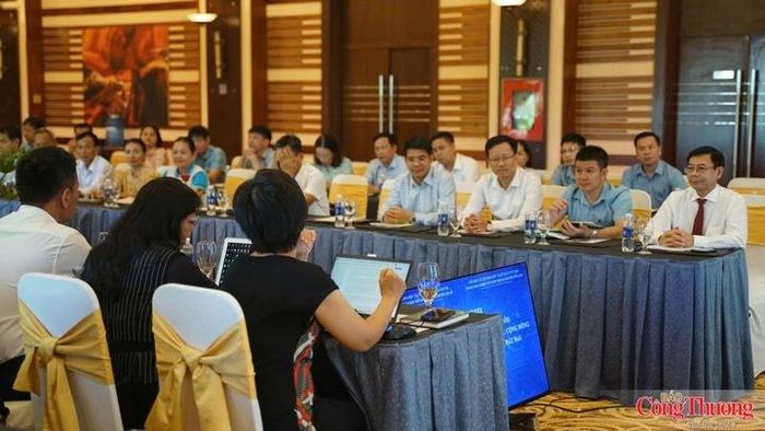 Các đại biểu tham dự Hội nghị.