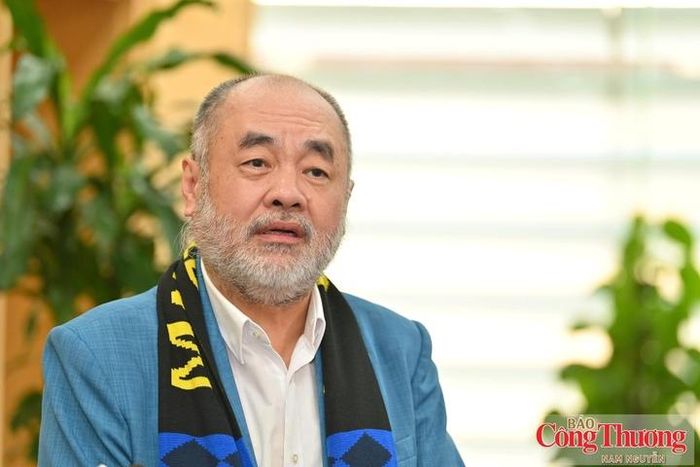 Ông Nguyễn Trung Dũng - Chủ tịch Hội đồng quản trị kiêm Tổng Giám đốc Công ty Cổ phần Thực phẩm Dh Foods. 
