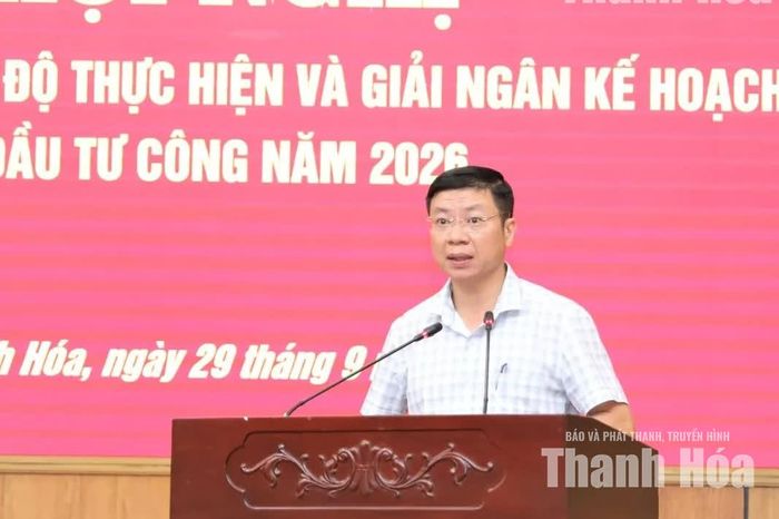 Đại diện lãnh đạo phường Đào Duy Từ phát biểu tại hội nghị.