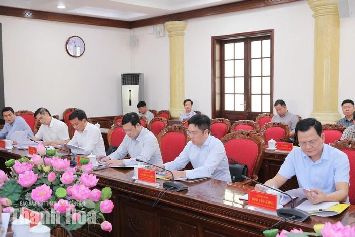 Thành viên Đoàn kiểm tra, giám sát 224 dự buổi làm việc.