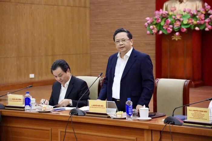  TS Nguyễn Đức Hiển, Phó Trưởng Ban Chính sách, Chiến lược Trung ương phát biểu tại Hội thảo. Ảnh: Thành Trung. 