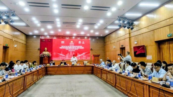 Toàn cảnh Hội thảo khoa học với chủ đề “Phát huy vai trò tiên phong của đảng viên tham gia hoạt động đầu tư, kinh doanh trong thời kỳ phát triển mới”. Ảnh: MH. 