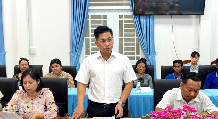 Phó Cục trưởng Cục Giáo dục nghề nghiệp và Giáo dục thường xuyên Nguyễn Xuân Thủy phát biểu tại buổi làm việc.