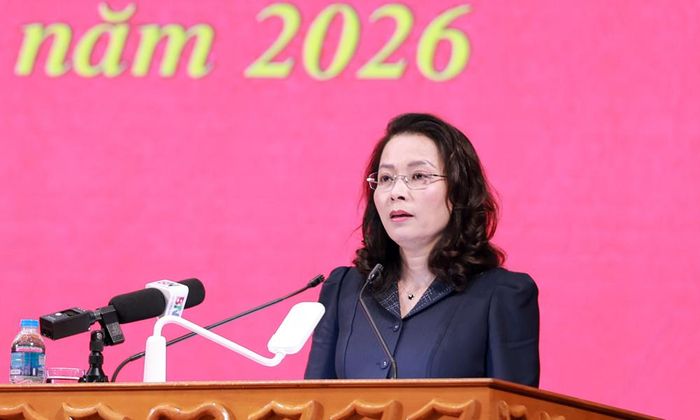 Đồng chí Nguyễn Thị Hương, Phó Bí thư Thường trực Thành ủy dự và chỉ đạo Hội nghị.