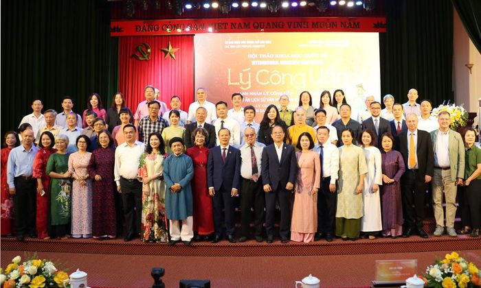  Các đại biểu, nhà khoa học trong nước và quốc tế tham dự hội thảo.  