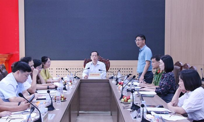  Toàn cảnh buổi giám sát. 