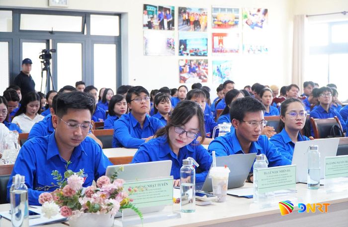Đại biểu tham dự hội nghị. Ảnh: TÂM ĐAN