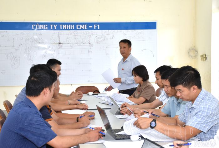Đoàn giám sát làm việc với xã Búng Lao.