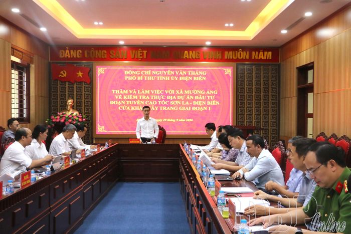 Phó Bí thư Tỉnh ủy Nguyễn Văn Thắng làm việc với UBND xã Mường Ảng.
