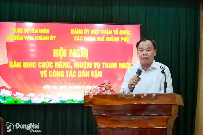 Phó Bí thư Thành ủy Võ Tấn Đức phát biểu chỉ đạo tại hội nghị. Ảnh: Phương Hằng