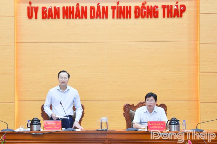 Thứ trưởng Bộ Giáo dục và Đào tạo Đoàn Trung Kiên, phát biểu chỉ đạo tại buổi làm việc.