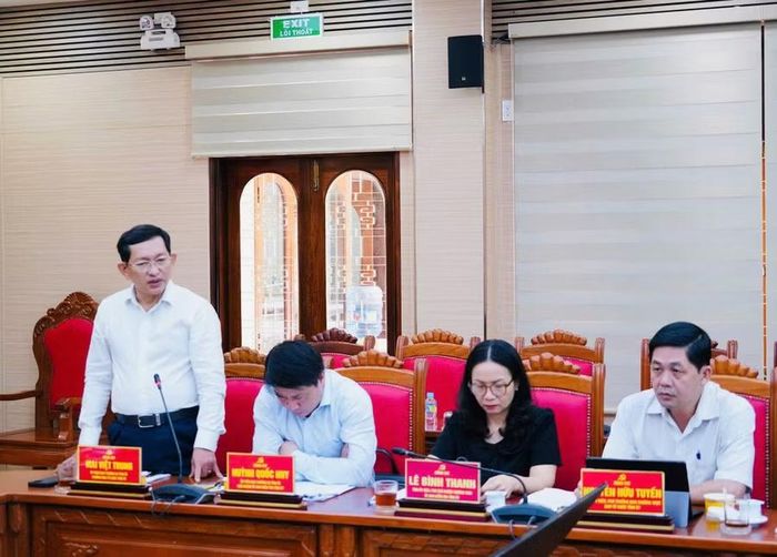  Trưởng Ban Tổ chức Tỉnh ủy Mai Việt Trung phát biểu tại hội nghị. Ảnh: N.H 