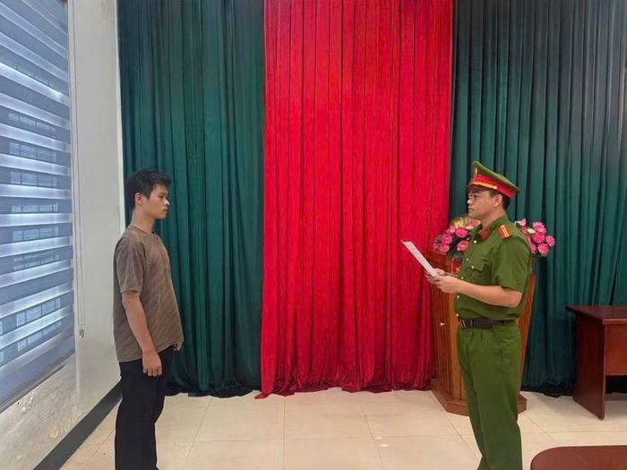 Đối tượng Phú đã bị khởi tố vì tham ô gần 170 triệu đồng. Ảnh: ĐVCC