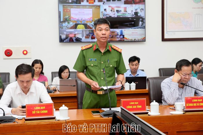 Lãnh đạo Công an tỉnh báo cáo kết quả thực hiện nhiệm vụ Nghị quyết 57-NQ/TW của Ban Chỉ đạo tỉnh 9 tháng năm 2026. 