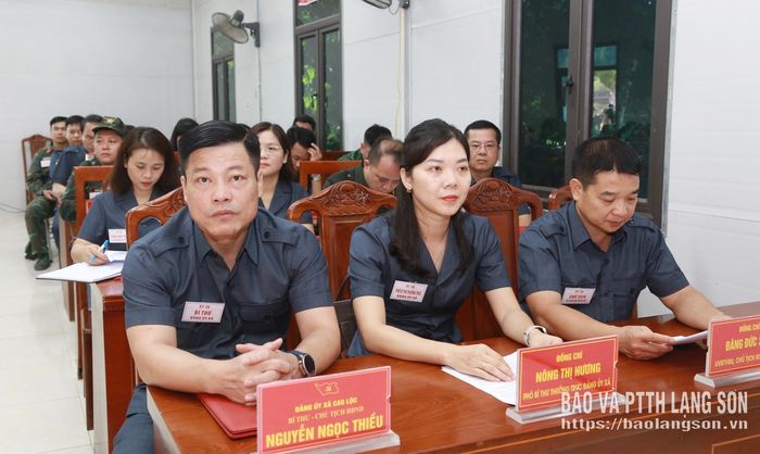 Các đại biểu dự khai mạc diễn tập