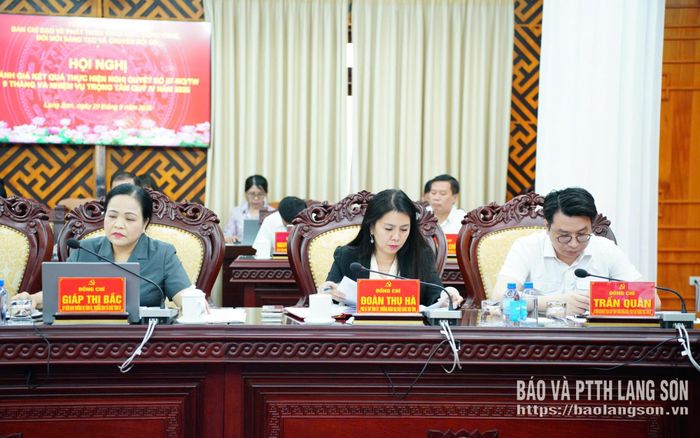 Các đại biểu dự hội nghị