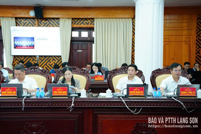 Các đại biểu dự hội nghị
