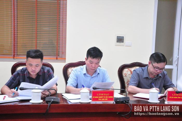 Đại diện các sở, ngành, đơn vị liên quan tham dự buổi kiểm tra