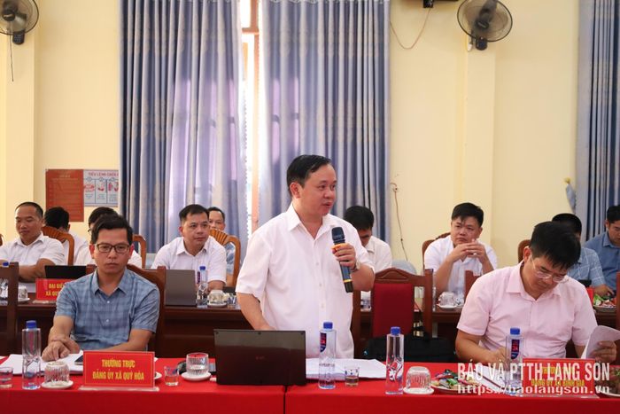Lãnh đạo Đảng ủy xã Quý Hòa phát biểu tại hội nghị