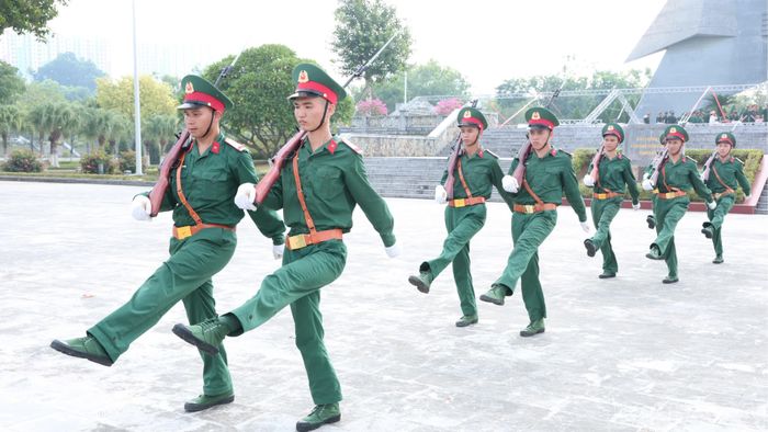Bộ phận tiêu binh luyện tập.