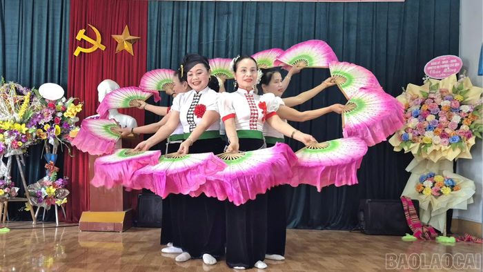 Những buổi sinh hoạt của Câu lạc bộ Nghệ thuật Sao Mai Mường Lò.