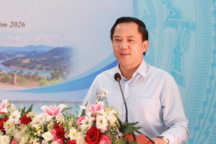 Ông Trần Thọ Quang, Vụ trưởng, Trưởng Cơ quan Thường trực miền Trung - Tây Nguyên, Tạp chí Cộng sản thông tin những chủ trương, chính sách, pháp luật quan trọng về bảo vệ chủ quyền lãnh thổ, biên giới đất liền, quản lý