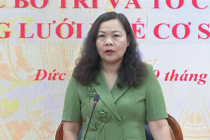 Tỉnh ủy viên, Phó Chủ tịch HĐND tỉnh Nguyễn Thị Thuận Bích đề nghị các địa phương tiếp tục quan tâm đến hoạt động y tế cơ sở