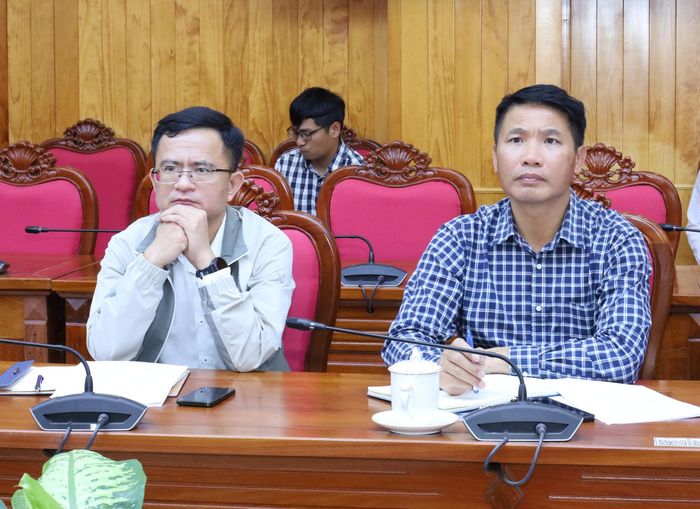 Các đại biểu dự hội nghị
