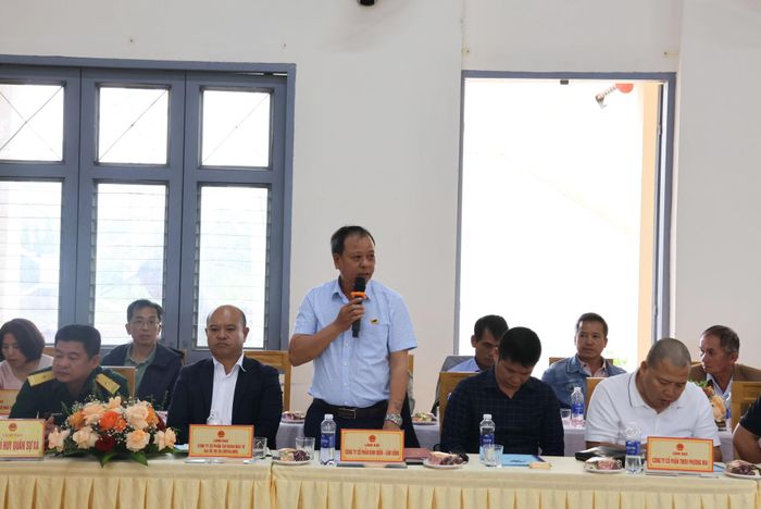 Ông Lê Duy Mai, Phó Quản đốc Công ty cổ phần Bình Điền Lâm Đồng nêu ý kiến tại hội nghị
