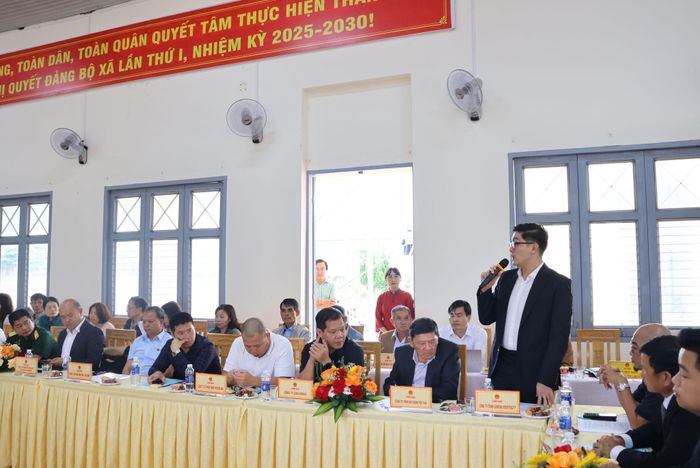 Ông Nguyễn Văn Sơn, Giám đốc Công ty TNHH Lumera Hospitality phát biểu ý kiến tại hội nghị