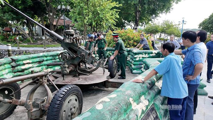 Khu vực mô phỏng trận địa pháo phòng không Lam Hạ được chỉnh trang sạch sẽ