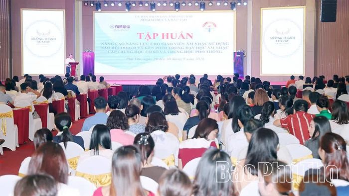 Toàn cảnh buổi tập huấn.