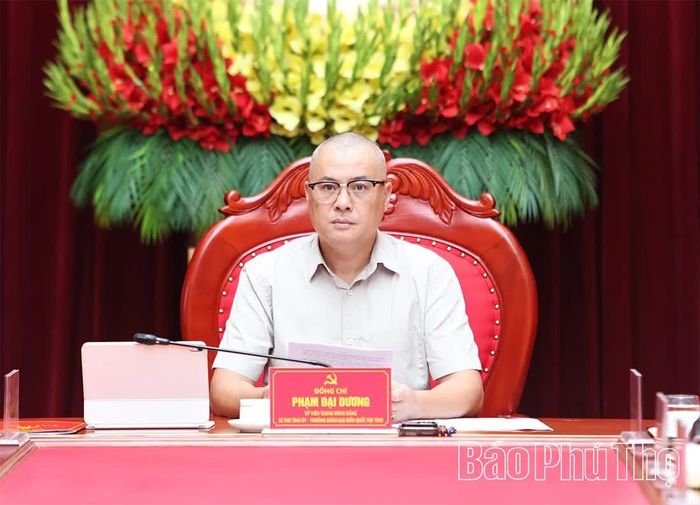 Bí thư Tỉnh ủy Phạm Đại Dương dự và chủ trì phiên họp.