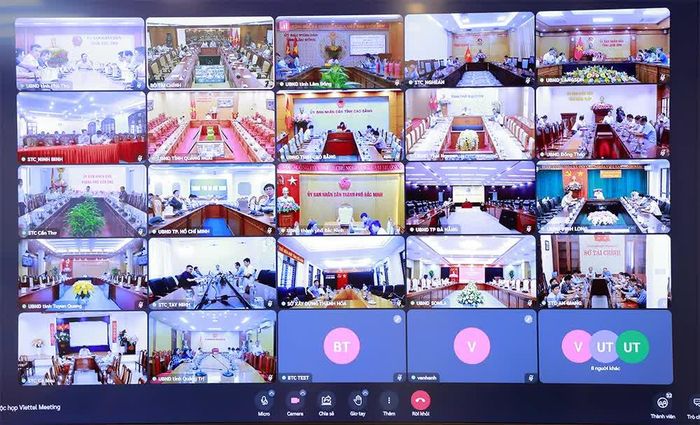 Hội nghị được tổ chức theo hình thức trực tiếp kết hợp trực tuyến đến các tỉnh, thành phố.