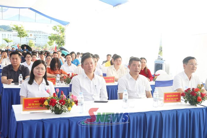 Các đại biểu dự Lễ bế mạc.