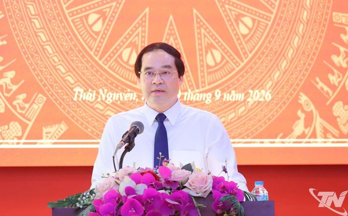 Đồng chí Bí thư Tỉnh ủy Trịnh Xuân Trường phát biểu tại Hội nghị.