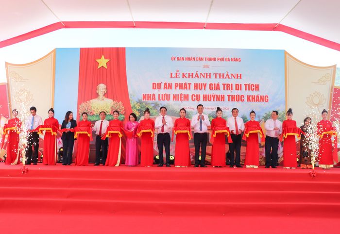 Sáng 29/9, UBND TP Đà Nẵng tổ chức khánh thành dự án phát huy giá trị di tích nhà lưu niệm cụ Huỳnh Thúc Kháng. Đây cũng là dịp kỷ niệm 150 ngày sinh cụ Huỳnh Thúc Kháng (1/10/1876 - 1/10/2026).