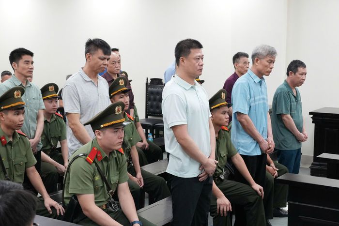 10 bị cáo hầu tòa trong các ngày 28 và 29/9 tại Hà Nội.