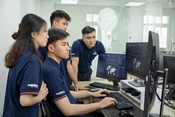 Tăng cường giáo dục kỹ năng sử dụng Internet an toàn, bảo vệ thông tin cá nhân, nhận diện rủi ro, phòng ngừa xâm hại và ứng xử văn minh trên mạng. Ảnh: Bộ GD-ĐT