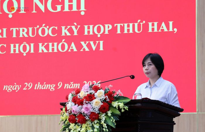 Cử tri xã Yên Mô phát biểu ý kiến, kiến nghị