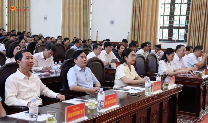 Các đại biểu tham dự hội nghị